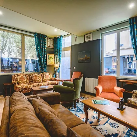 Carte D'or - 4 Apartment